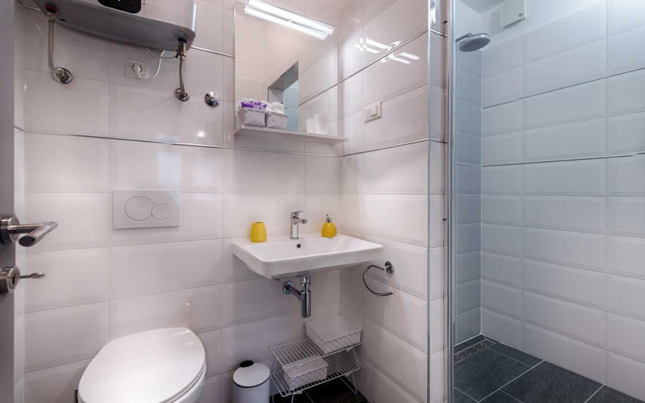 En Suite Room Demaria Komiža 外观 照片